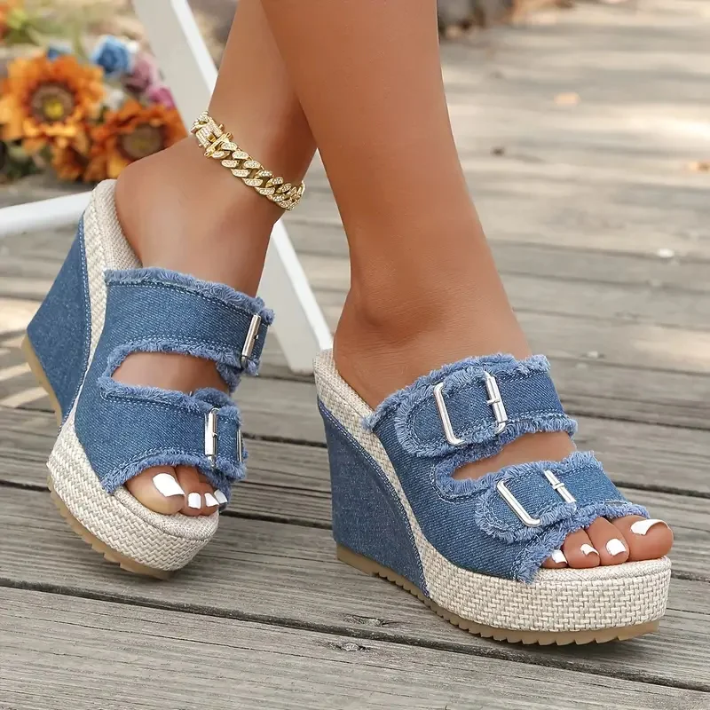 Women's Footwear