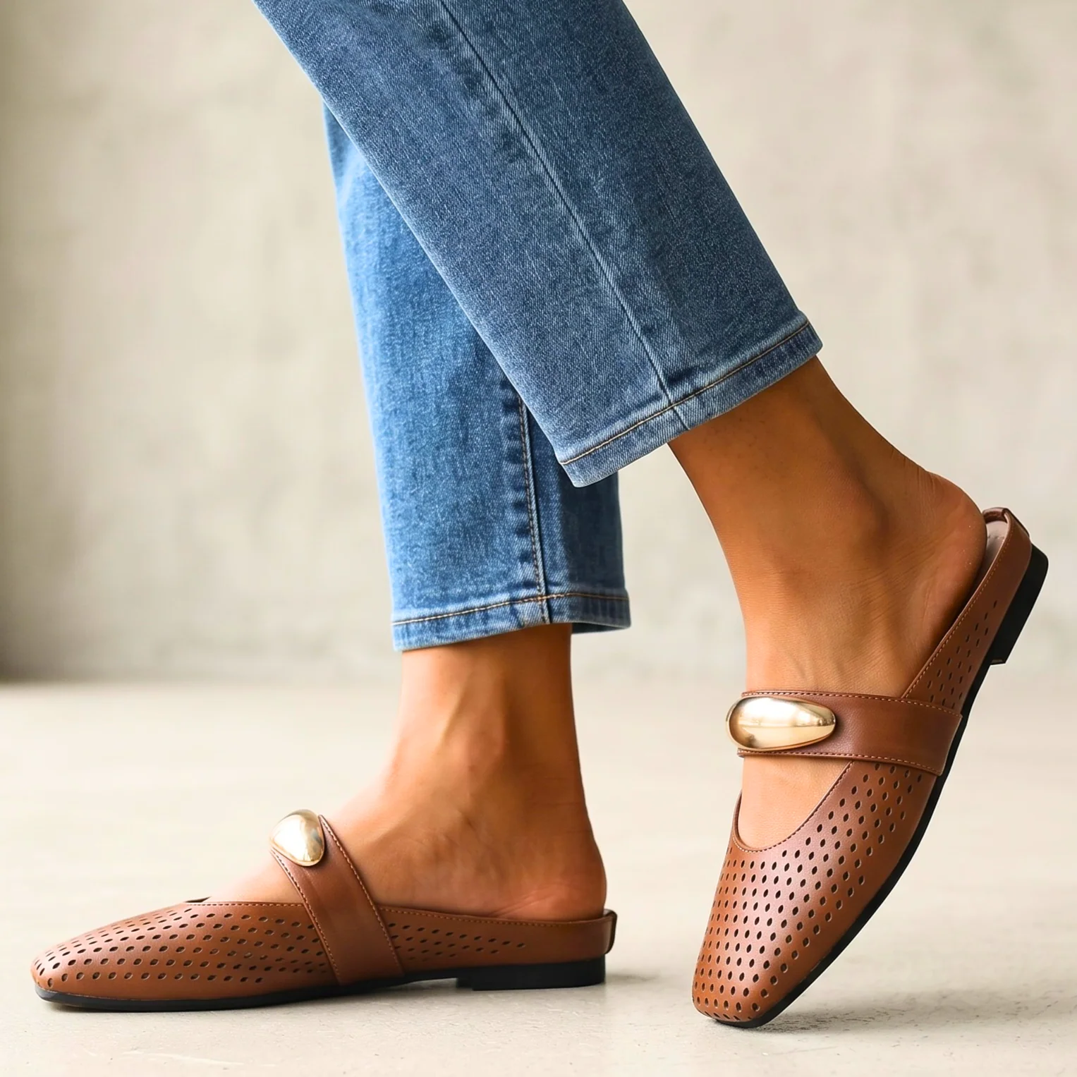 Céleste Toffee Perforated Mary Mule - Image 10