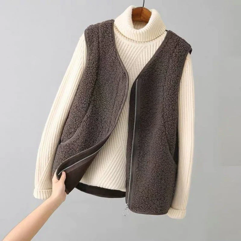 Cloudspun Sherpa Gilet Vest - Image 3