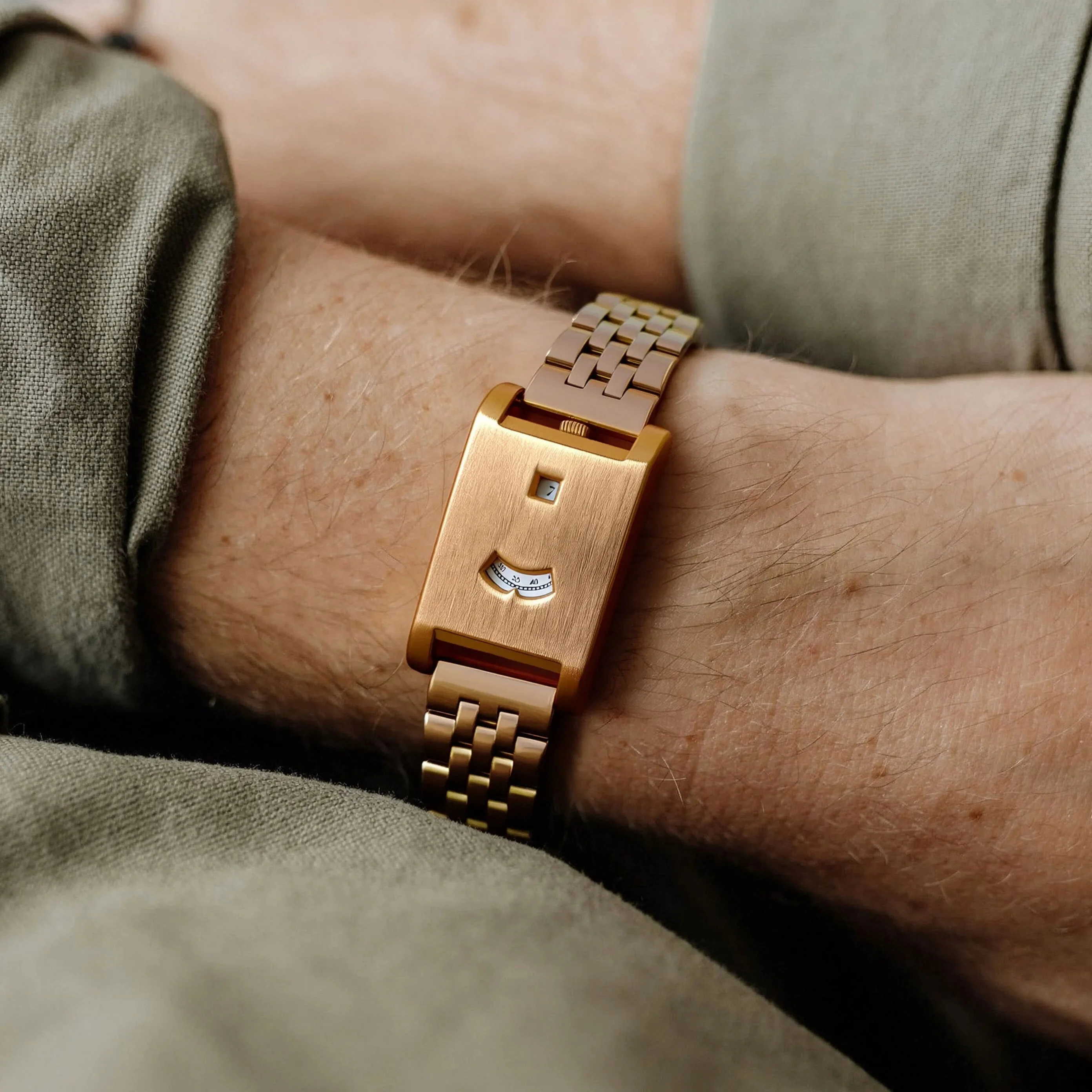 Custodian Heritage Bracelet Watch - Image 4