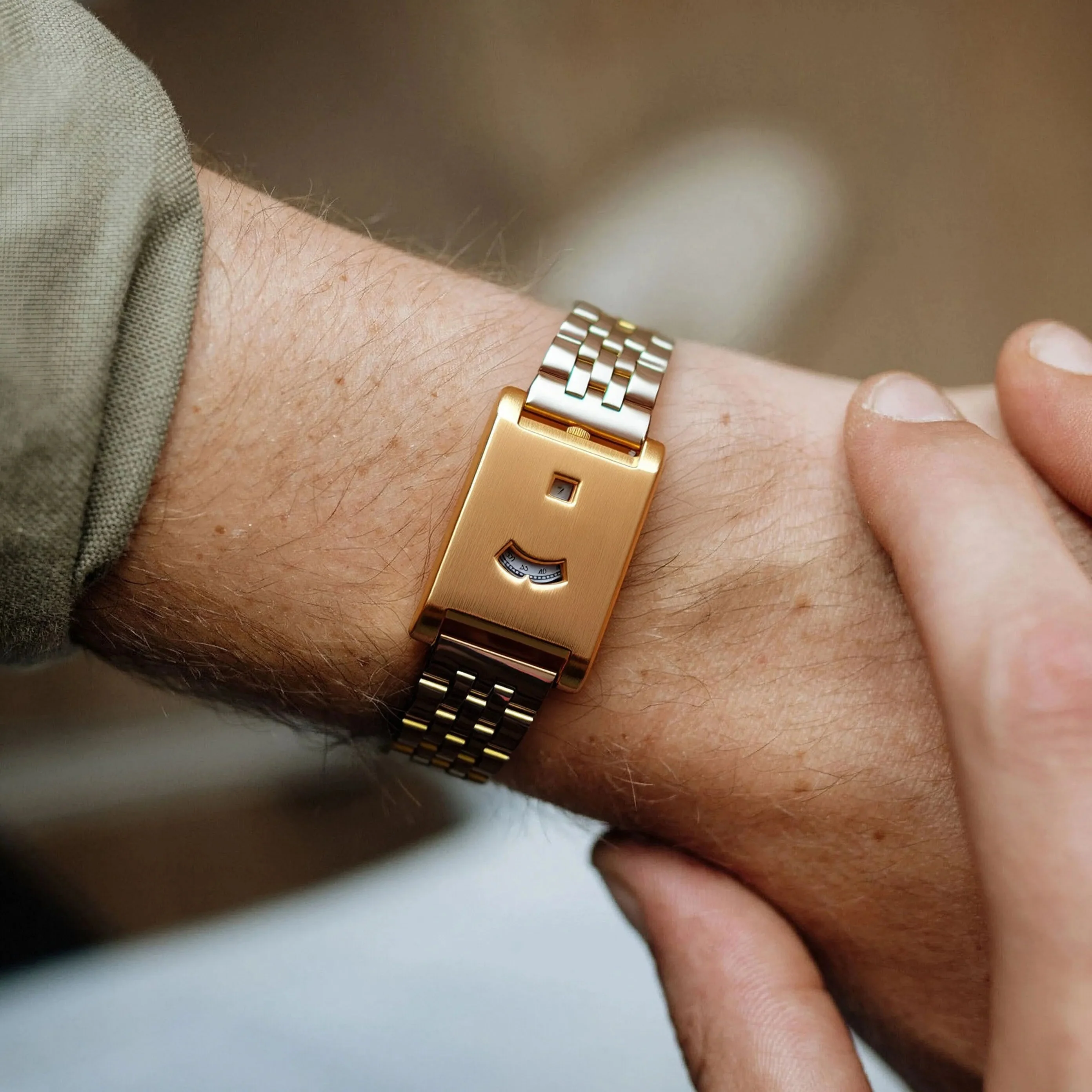 Custodian Heritage Bracelet Watch - Image 7