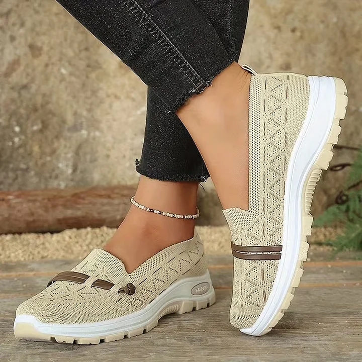 Geometric Weave Cushioned Loafer - Image 5