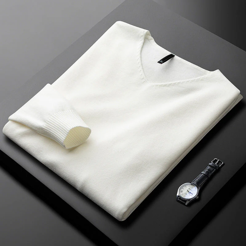 Knit V-Neck in Italian Cashmere Blend - Image 6