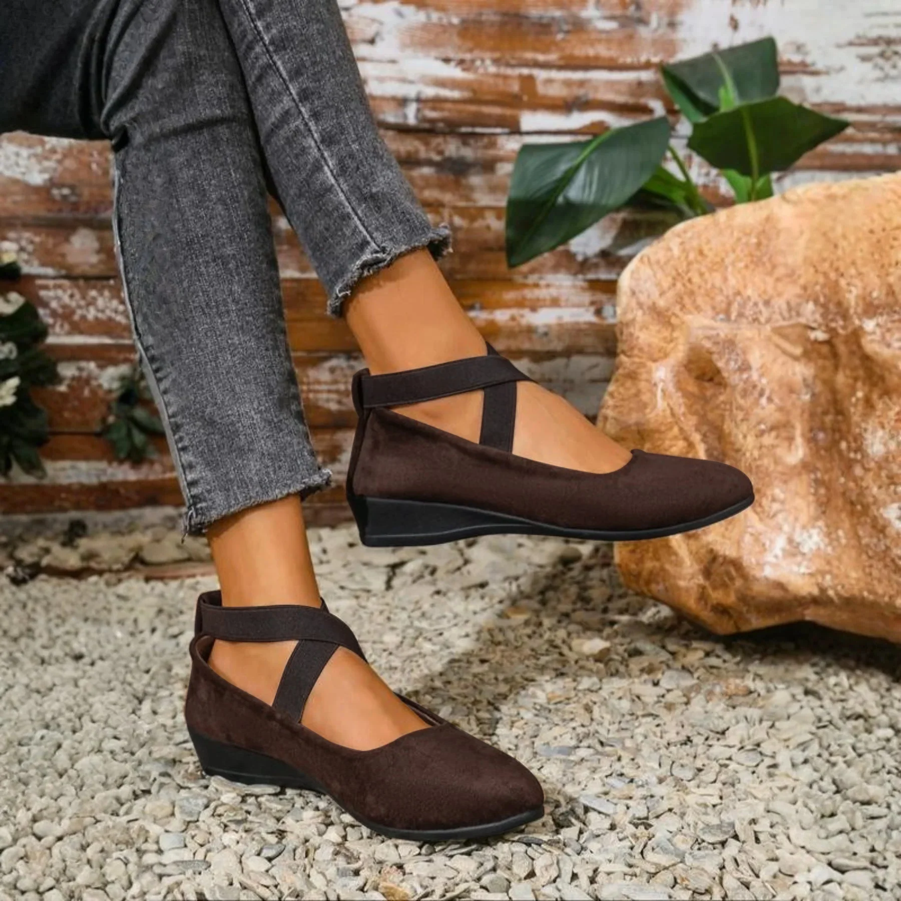 Maison Velour Cross-Strap Ballet Flat - Image 2
