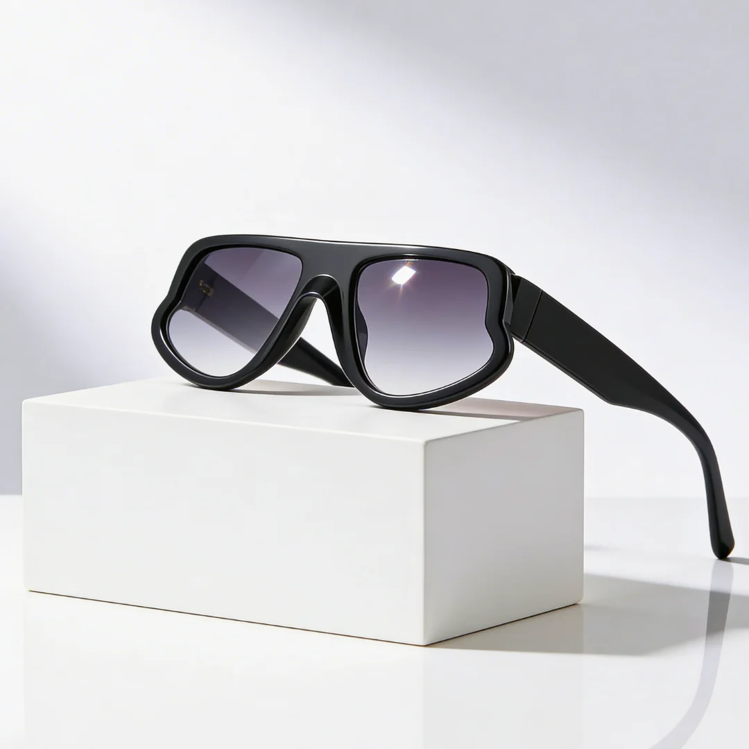 Maverick Oversized Shield Sunglasses - Image 7