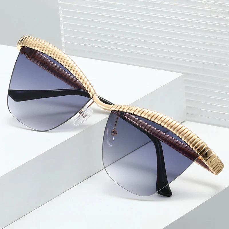 Minerva Fluted Frame - Image 7