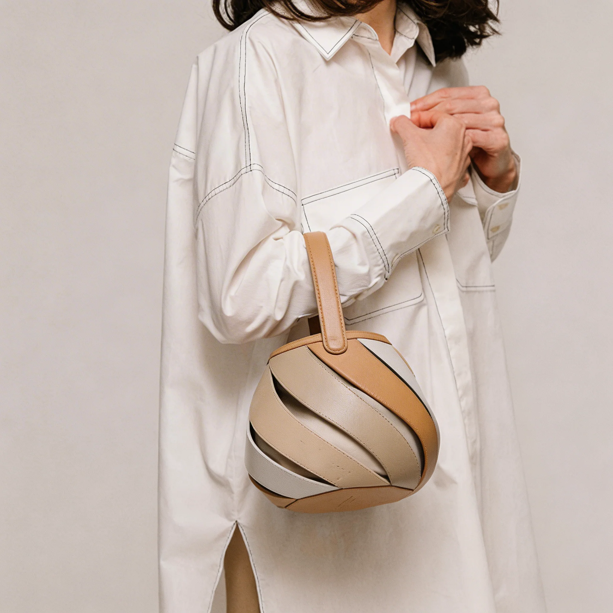Orbite Evening Bag - Image 7