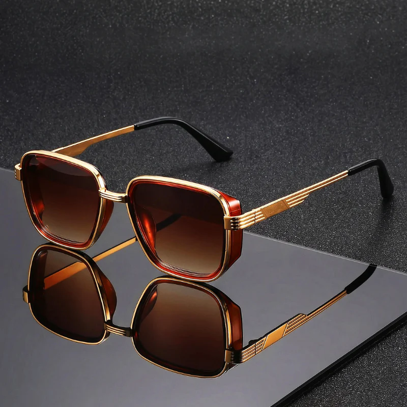 Palazzo Oversized Square Sunglasses - Image 3