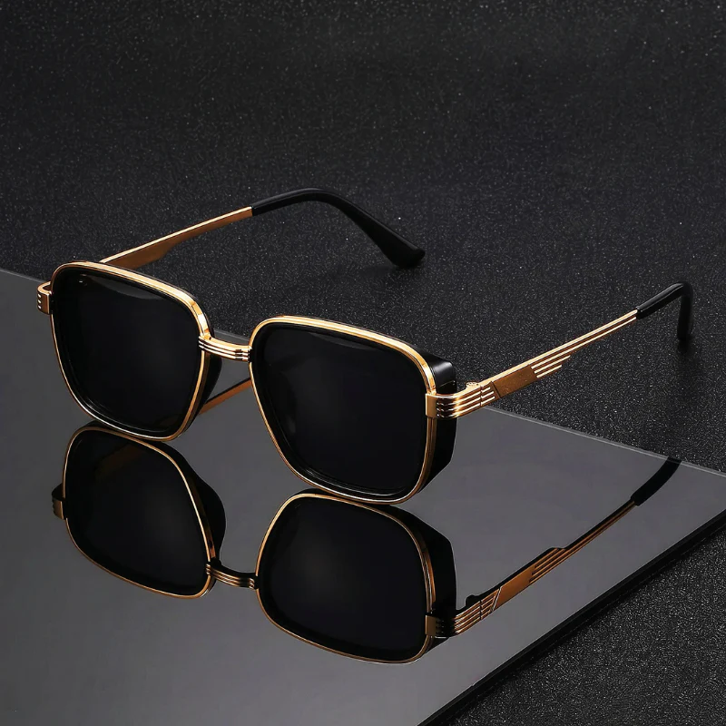 Palazzo Oversized Square Sunglasses - Image 4